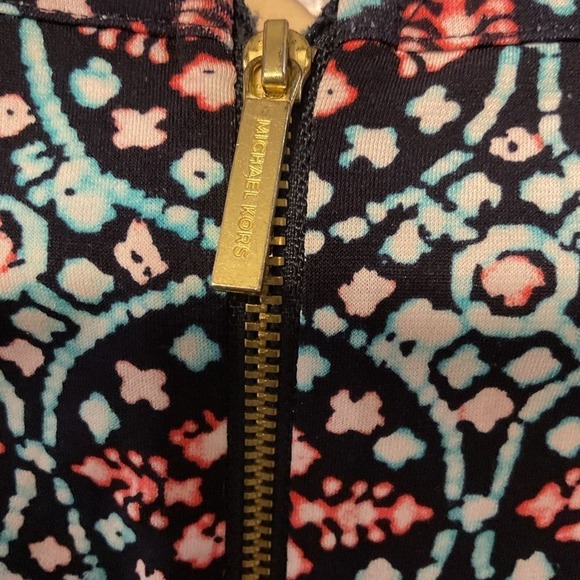 Michael Kors Size S‎ Stretch Short Dress Work Casual Travel Date Night Zipper - Picture 4 of 6